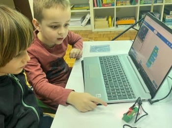 Društvo
